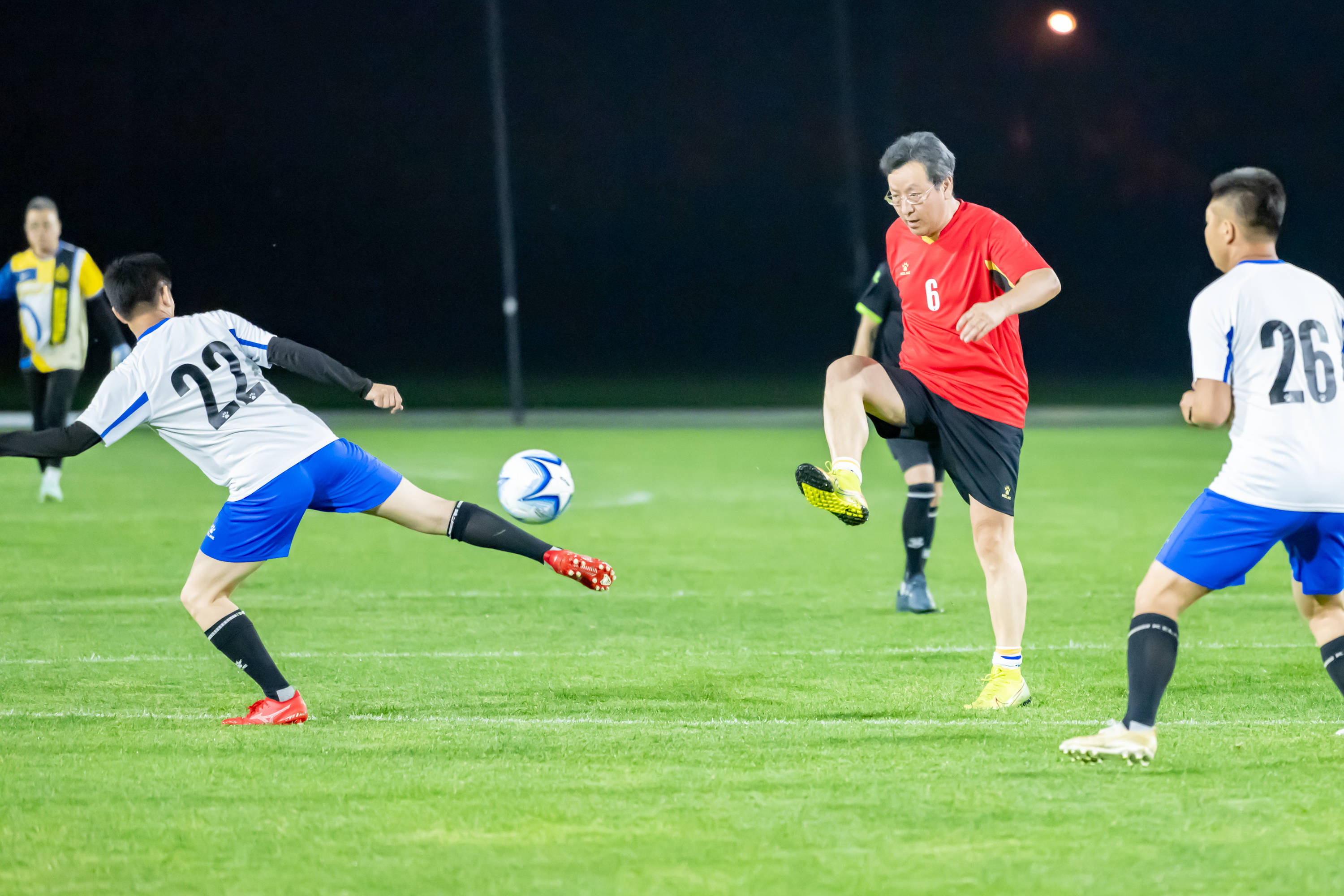 增加更多的 增加更多的