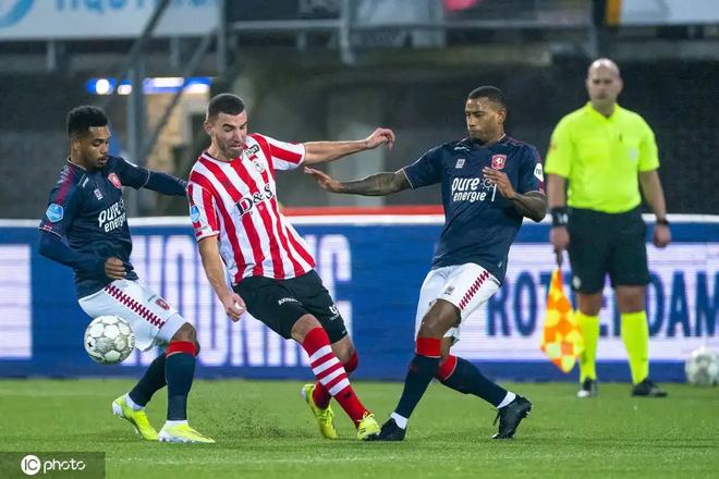 不仅在赛场 不仅在赛场